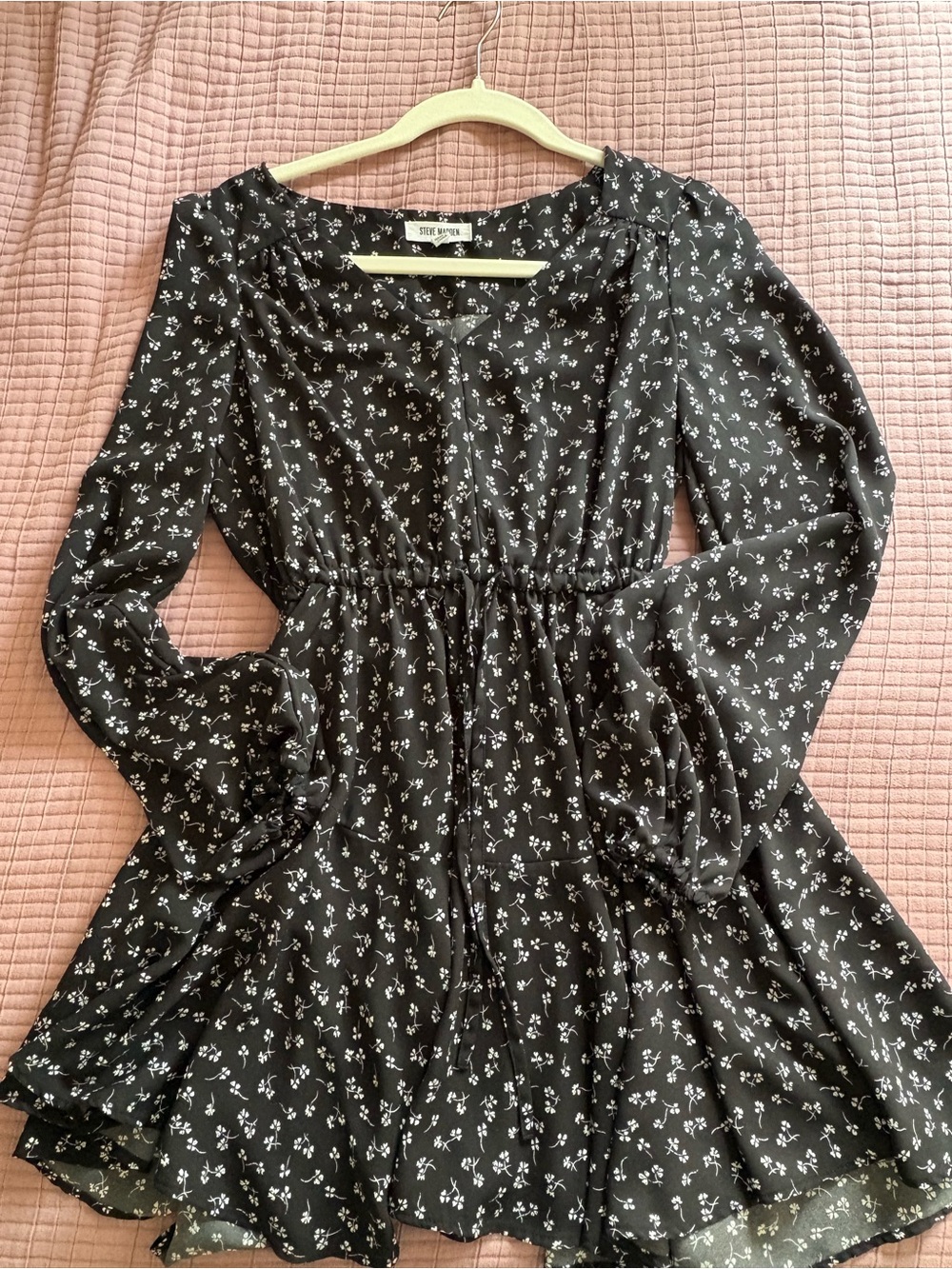 Steve Madden Black Floral Long-Sleeve Babydoll Dress